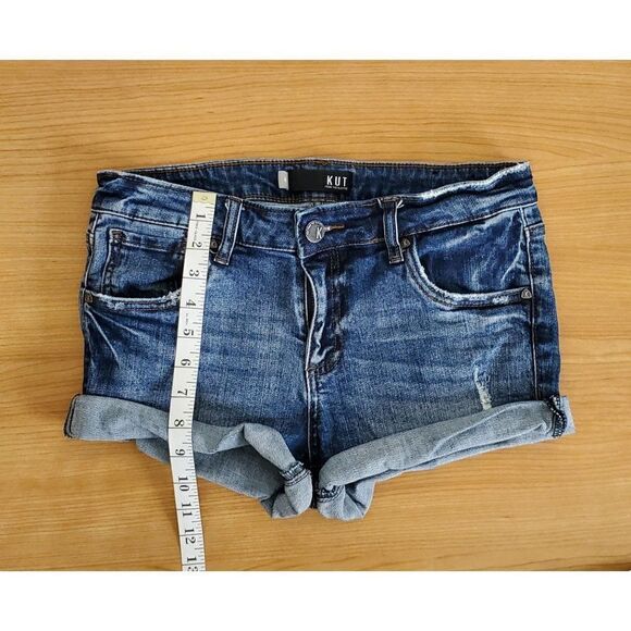 Kut From The Kloth Gidget Fray Short Denim Shorts SZ 4 - Picture 9 of 11
